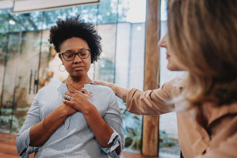 Supportive conversation showing what is emotional intelligence through empathy, awareness, and emotional support.